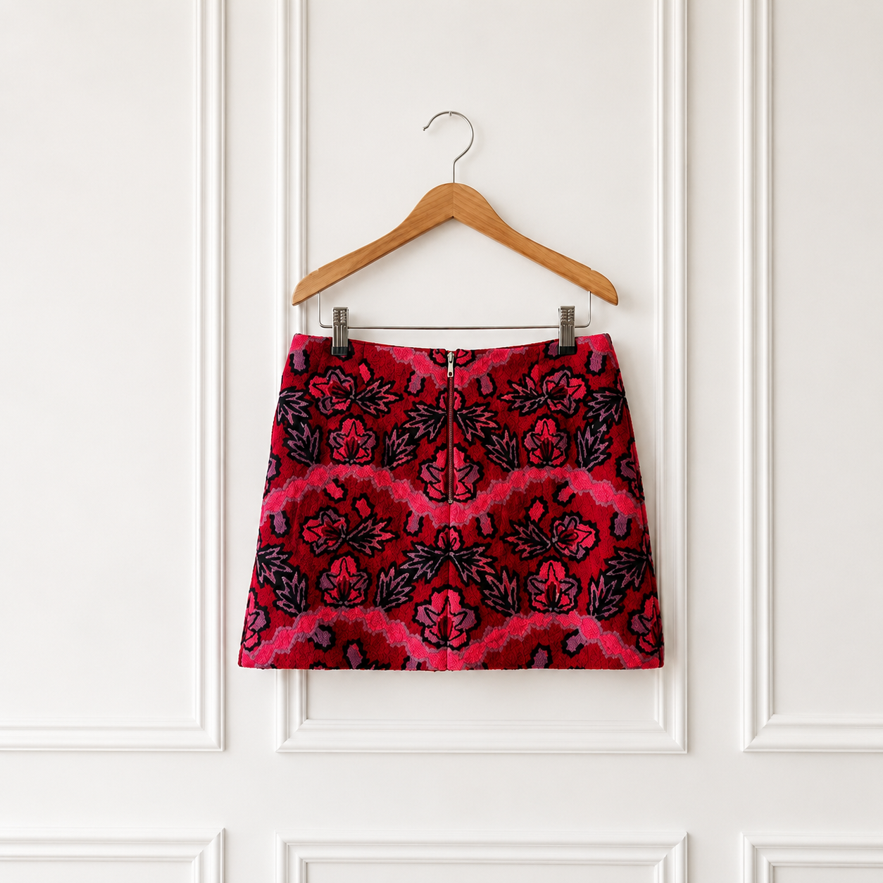 Embroidered Tapestry Mini Skirt Red Pink