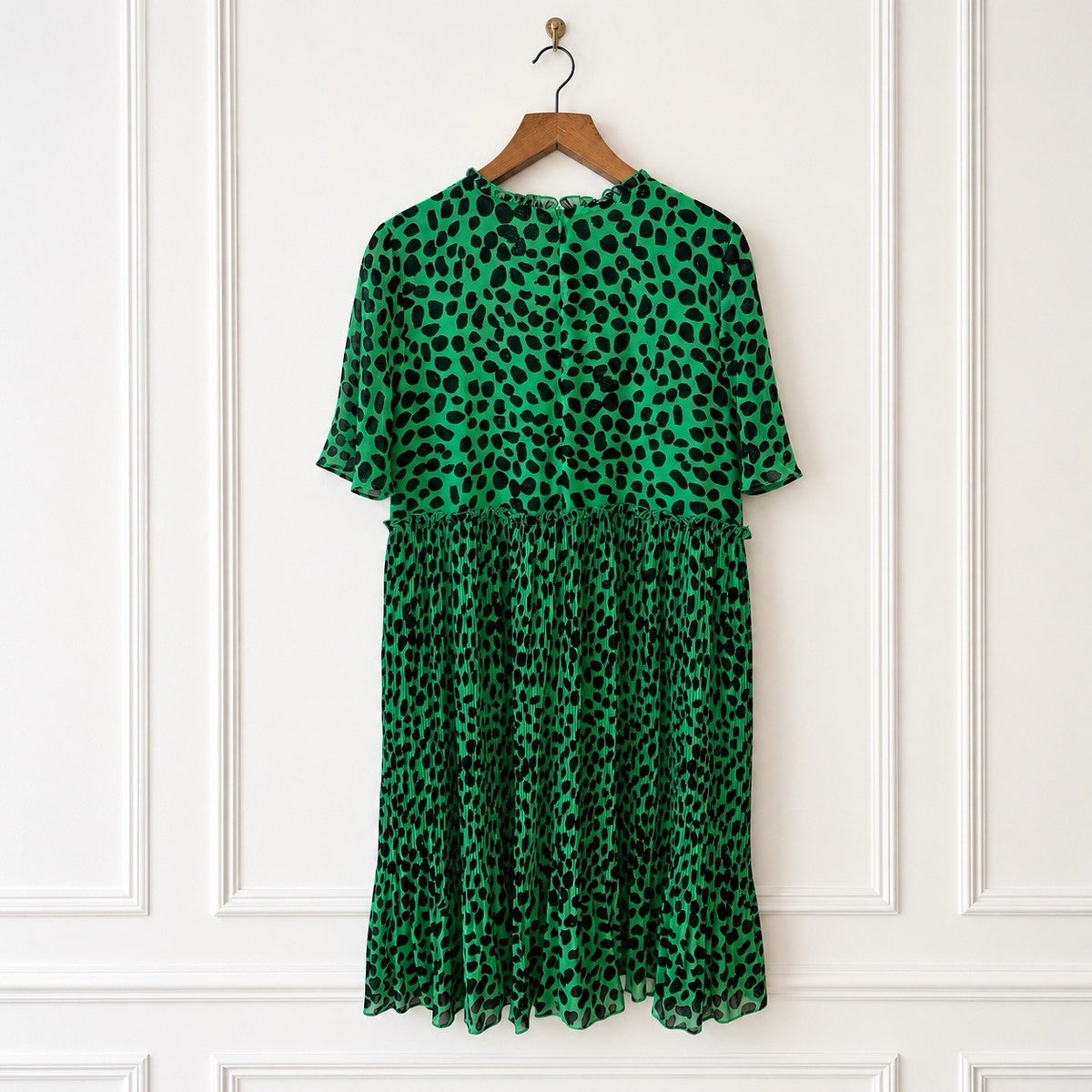 Green Spot Pleated Midi Dress
