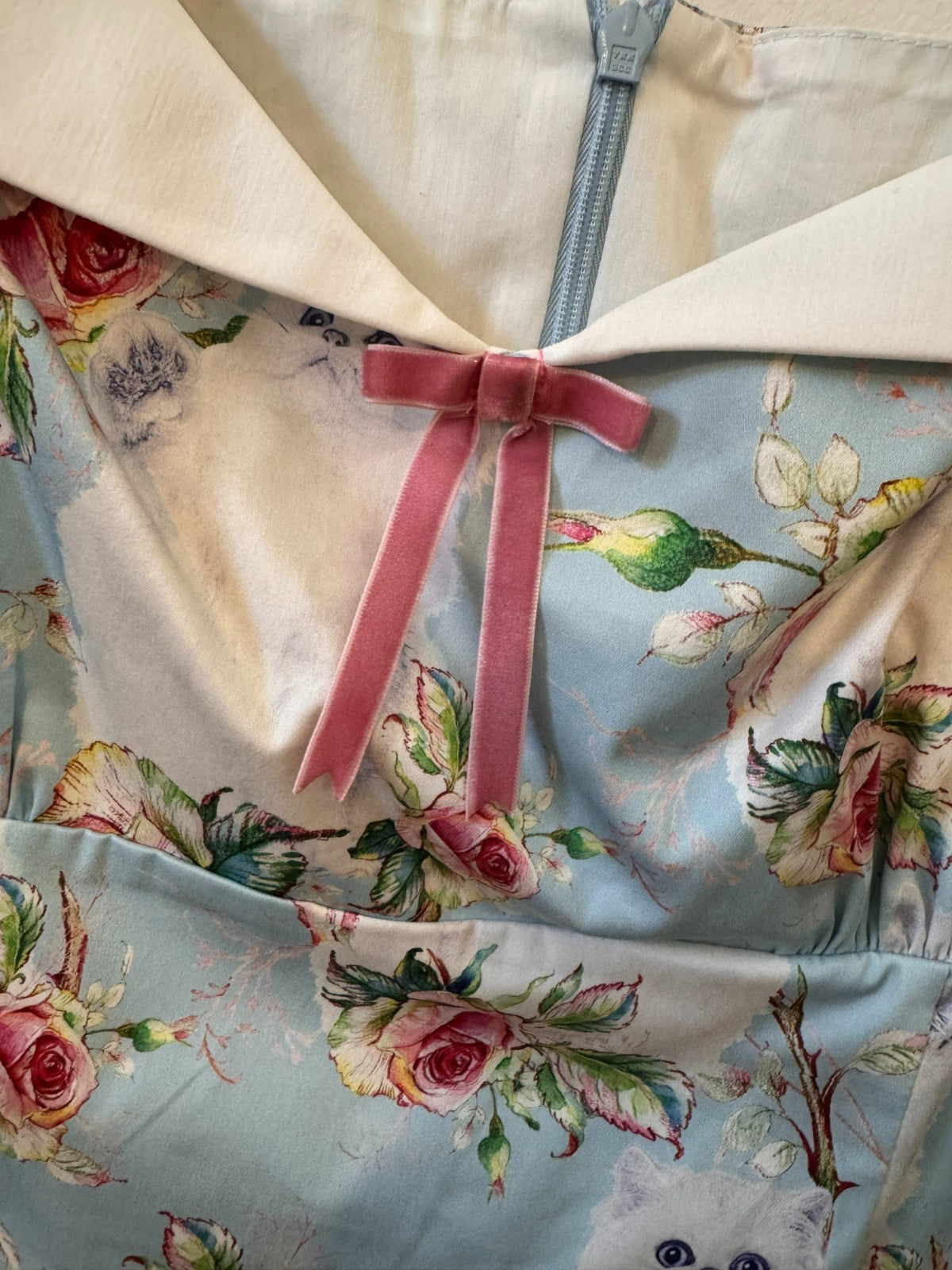 'Petals & Persians' Wiggle Dress